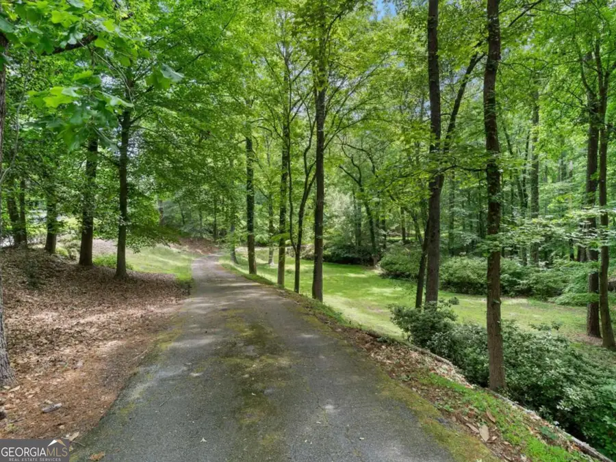 1340 W Garmon Road, Sandy Springs, GA 30327 - #2