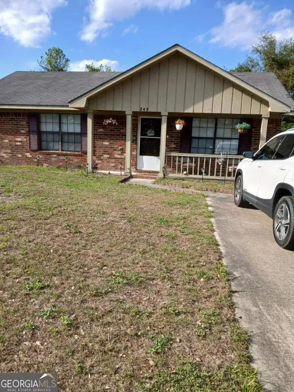 243 Garden Circle, Hinesville, GA 31313