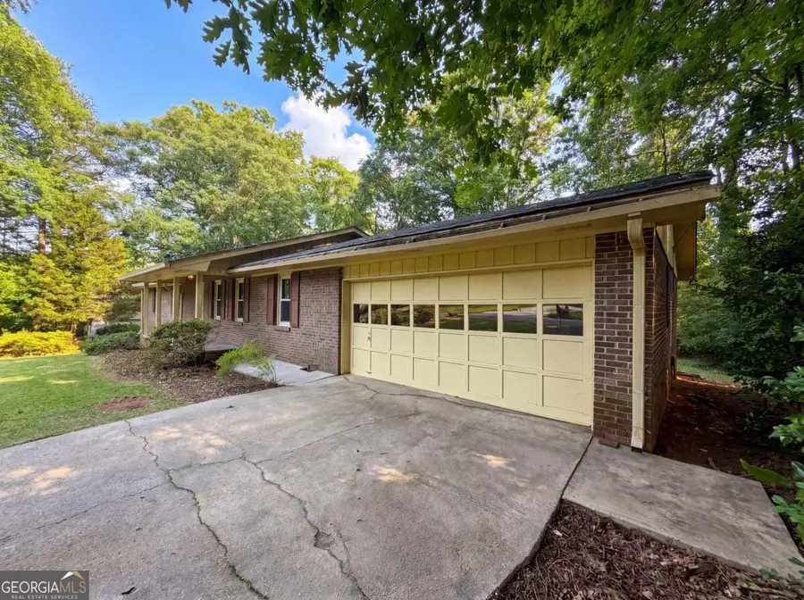 4402 N Shore Lane, Norcross, GA 30093 - #2