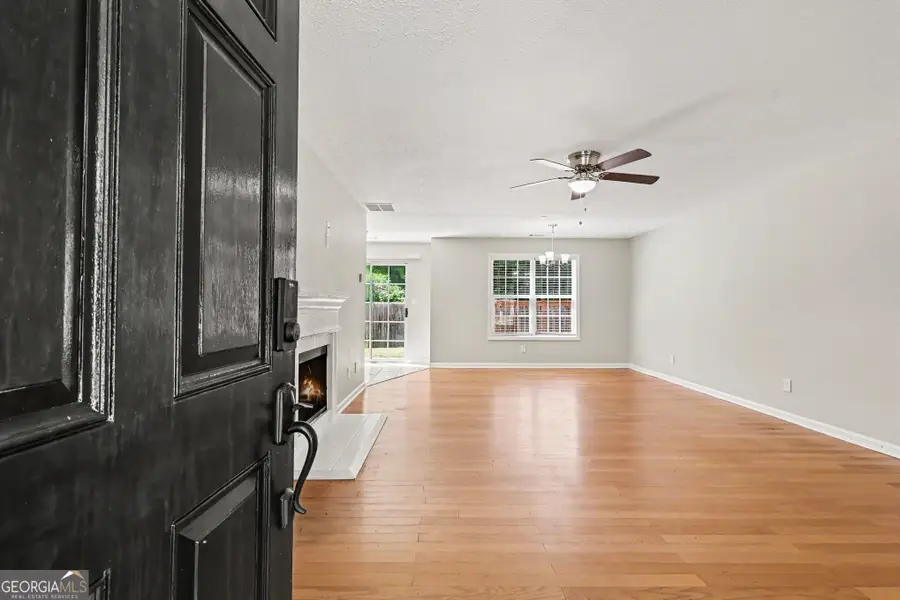 4489 Chestnut Lake Avenue, Lithonia, GA 30038 - #3