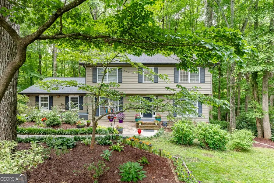 3672 Stonelake Court Sw, Lilburn, GA 30047 - #3