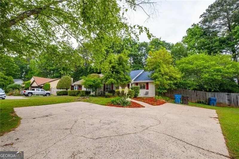 5097 Village Green Way, Alpharetta, GA 30009 - #2
