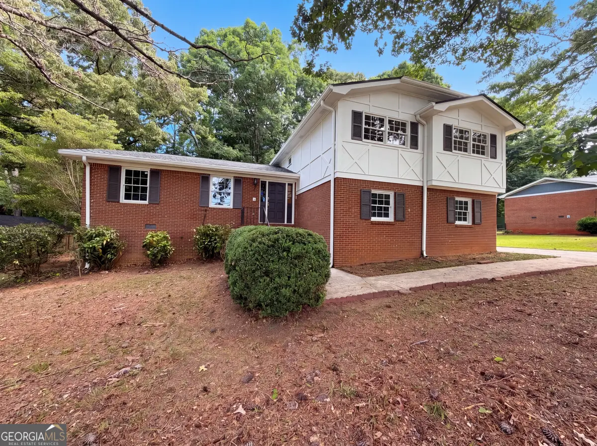 1938 Surrey Trail Se, Conyers, GA 30013 - #1