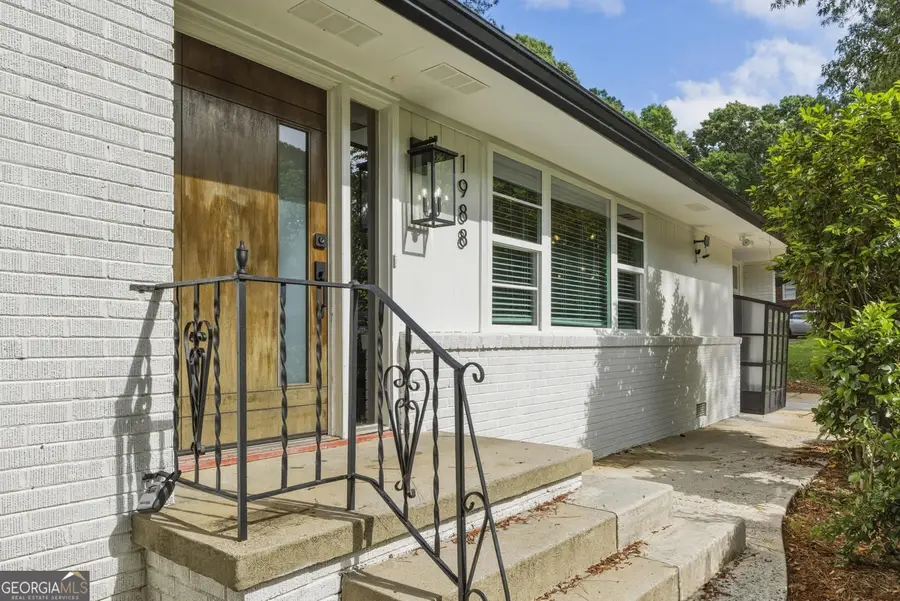 1988 Brewer Boulevard Sw, Atlanta, GA 30310 - #3