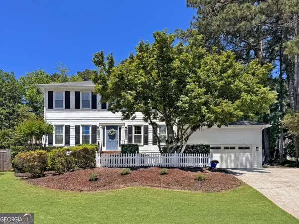 530 Woodline Court, Roswell, GA 30076