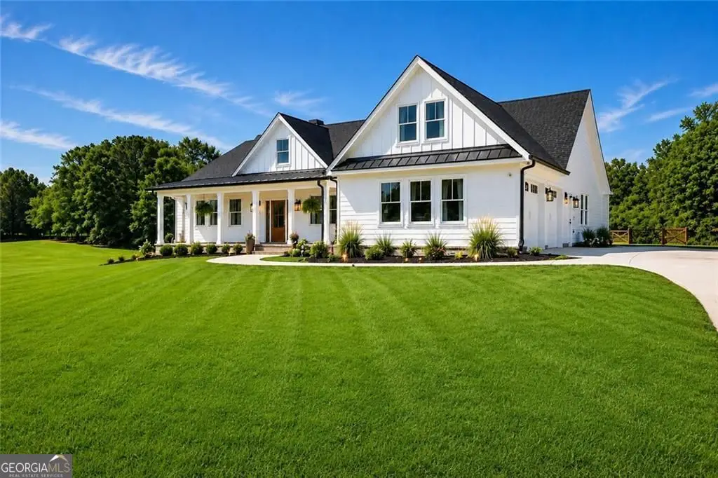 4275 Haynes Circle Sw, Snellville, GA 30039 - #1