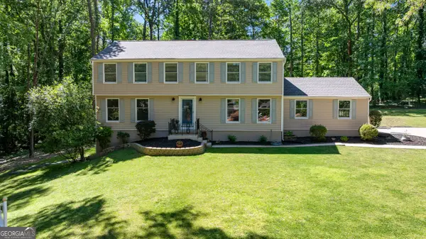 204 Creek Bed Court, Peachtree City, GA 30269
