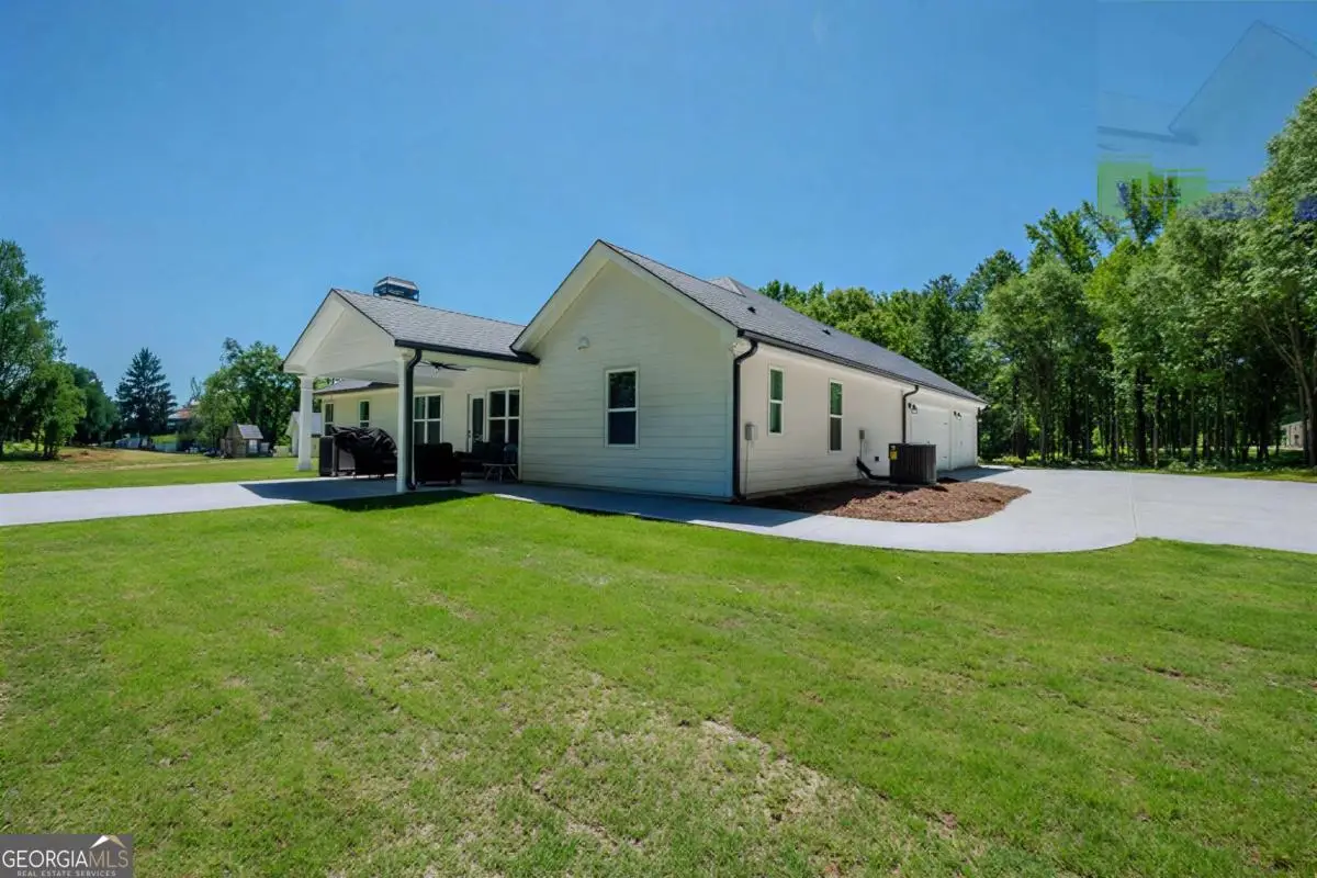 100 Wilson Drive, Commerce, GA 30529 - #1