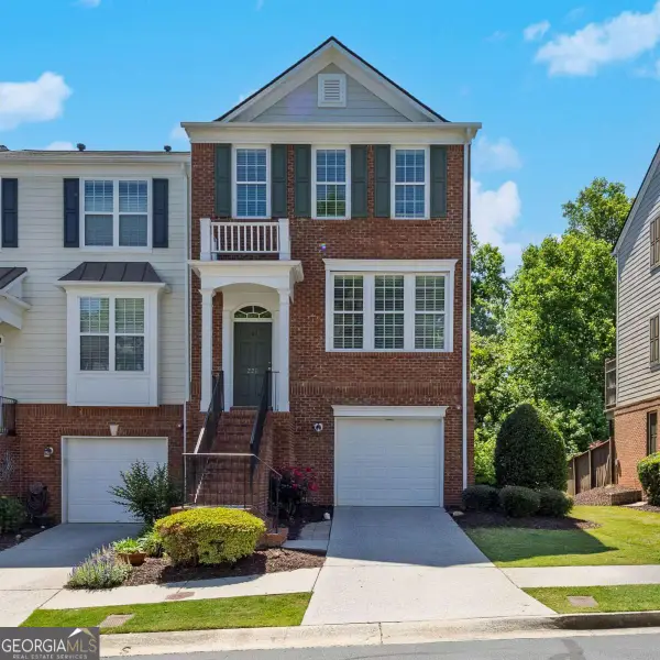 221 Balaban Circle, Woodstock, GA 30188
