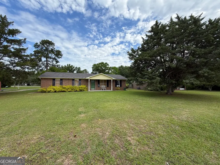 1009 EAST 8TH A East 8th Avenue, Cordele, GA 31015 - #2