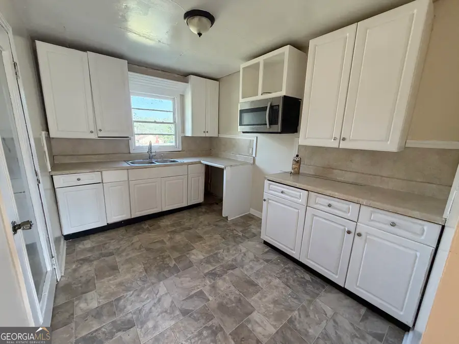854 N 11th Avenue, Lanett, AL 36863 - #3