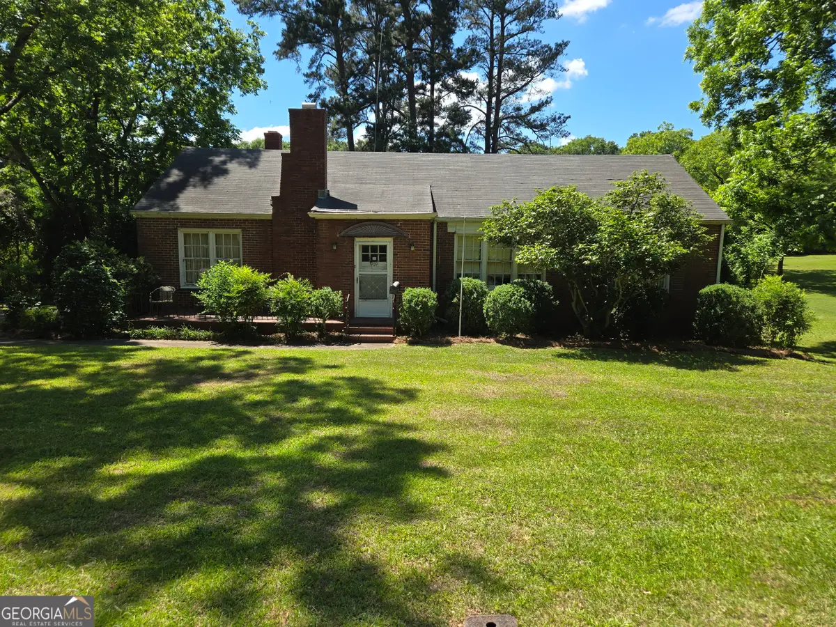 909 Thomaston Street, Barnesville, GA 30204 - #1