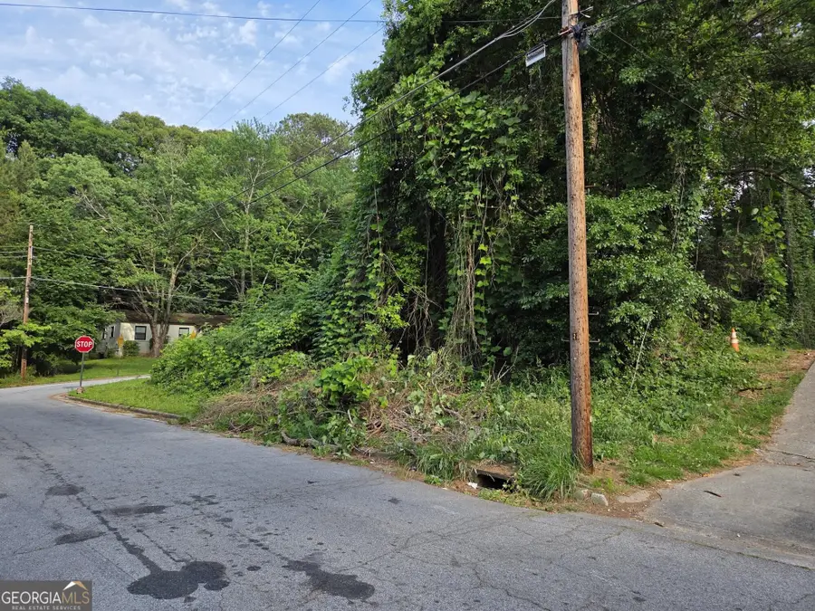 93 Finch Drive Se, Atlanta, GA 30315 - #2
