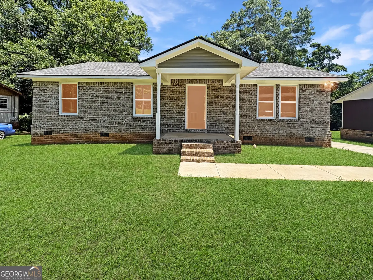 24 George Street, Forsyth, GA 31029 - #1