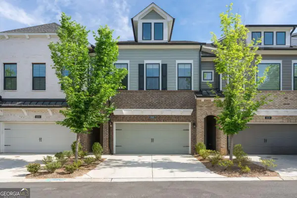 1040 Harper Drive, Roswell, GA 30076