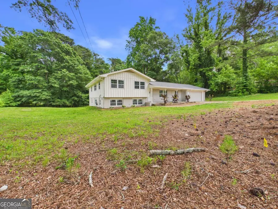 6740 Tell Road, Fairburn, GA 30213 - #2