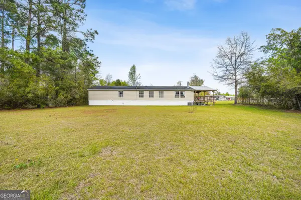 1298 Lee Road, Pembroke, GA 31321
