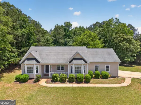 240 Ashley Trace Drive, Locust Grove, GA 30248
