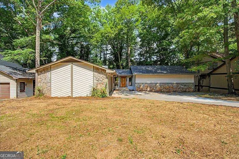 1583 Fieldgreen Overlook, Stone Mountain, GA 30088 - #1