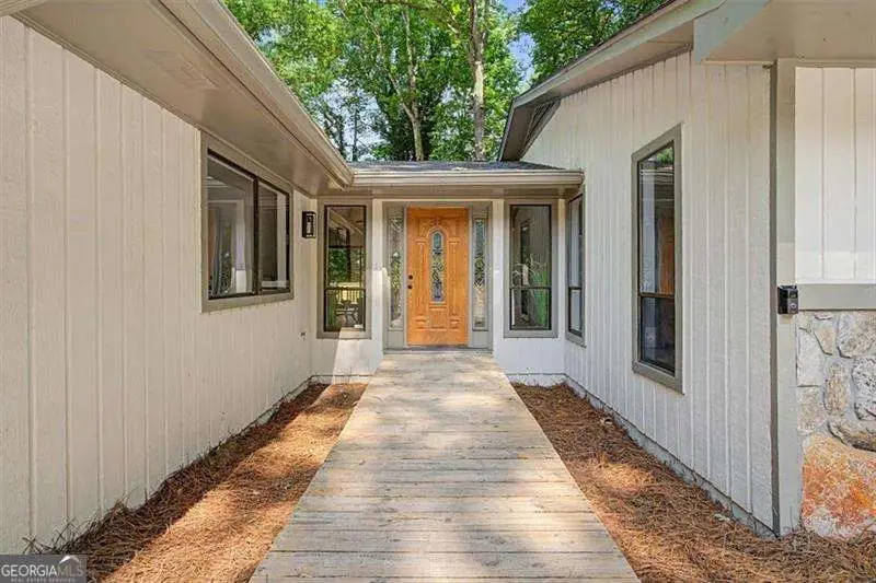 1583 Fieldgreen Overlook, Stone Mountain, GA 30088 - #3