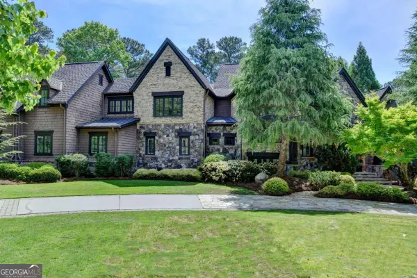 838 Middle Fork Trail, Suwanee, GA 30024