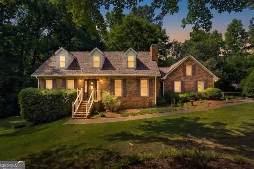 360 Huntington Court Se, Conyers, GA 30094
