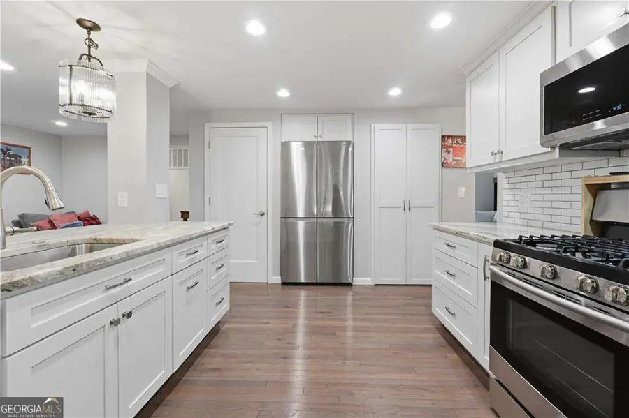 9715 N Pond Circle, Roswell, GA 30076 - #3