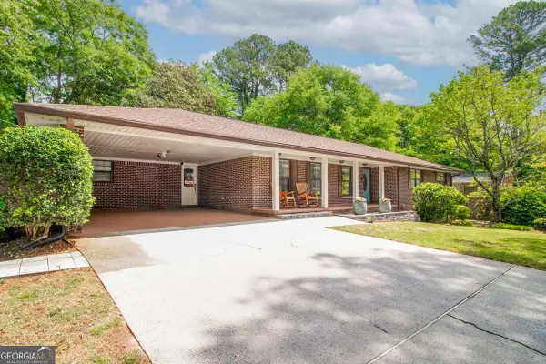 2822 Cartwright Drive, Decatur, GA 30033