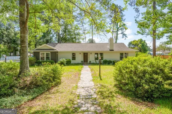 670 Hillmont Drive, Waycross, GA 31503