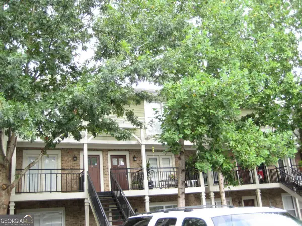 660 Barnett Shoals Road #128, Athens, GA 30605