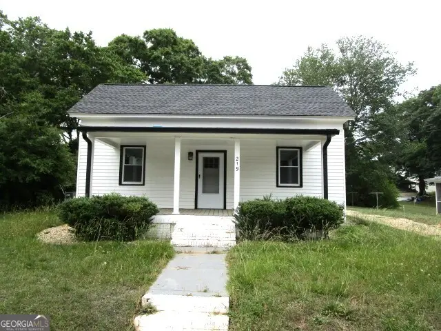 219 Broad Street, Carrollton, GA 30117 - #1