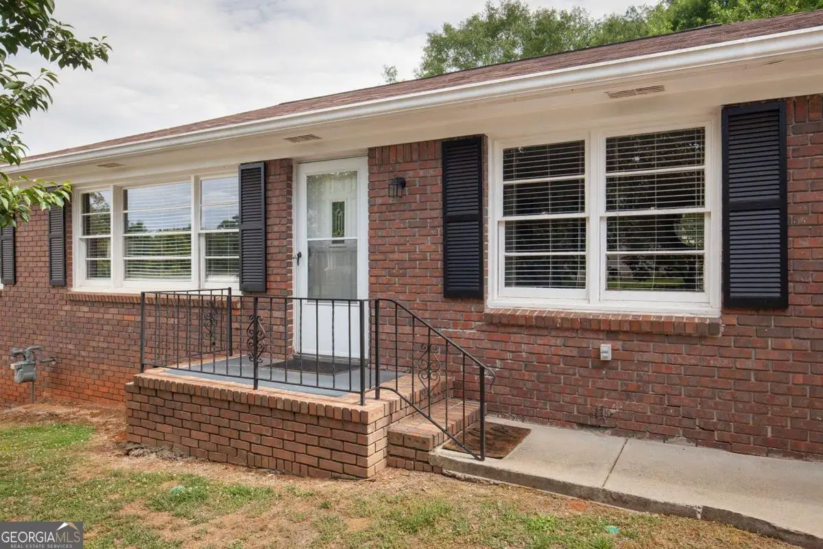 214 N Coleman Road, Roswell, GA 30075 - #1