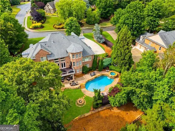 1032 Windsor Green Drive, Canton, GA 30115