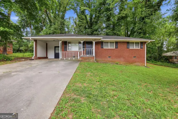 919 Green Valley Road Sw, Mableton, GA 30126