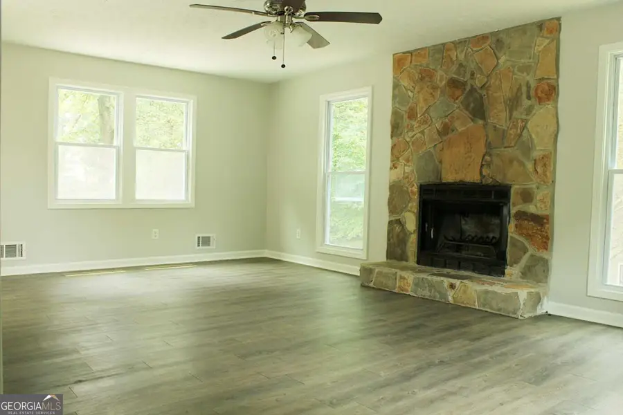 3858 Trenton Dr, Snellville, GA 30039 - #3