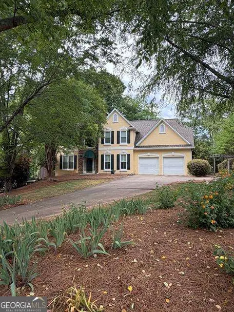 2400 Waters Edge Court Nw, Acworth, GA 30101