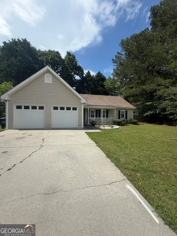 910 Burning Bush Drive, Loganville, GA 30052