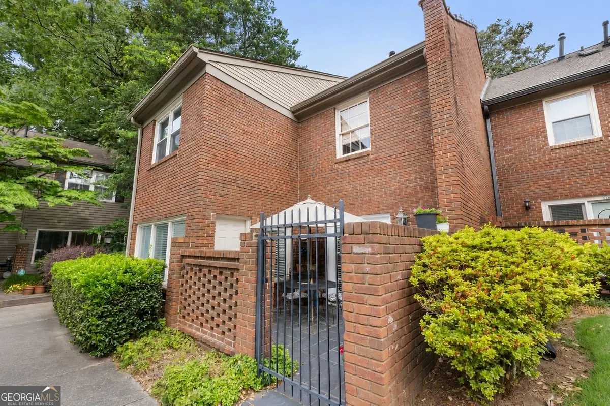 5201 Glenridge Drive, Sandy Springs, GA 30342 - #1