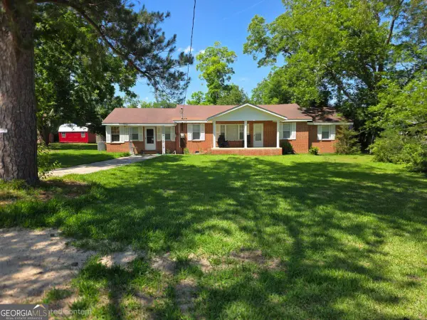 110 W Broad, Norman Park, GA 31771
