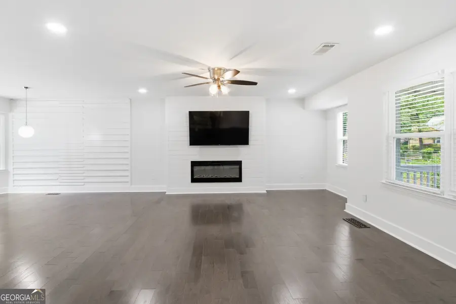 1239 Ashbrook Drive, Lawrenceville, GA 30043 - #3