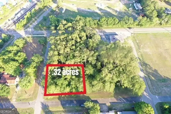 2 Park Street, Homeland, GA 31537