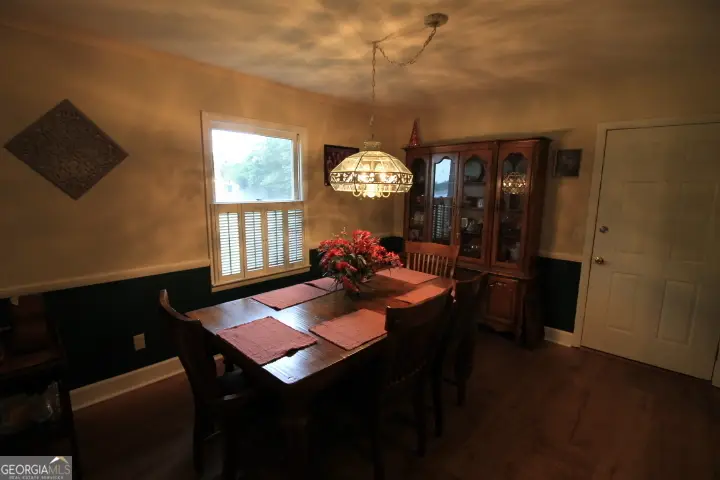 164 W Myra Street, Alma, GA 31510 - #3