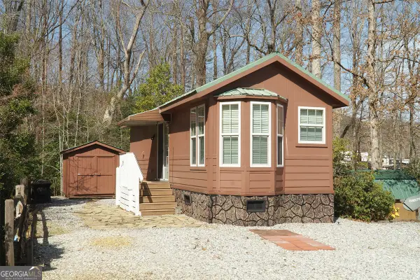 16 Bear Lovers Court, Cleveland, GA 30528
