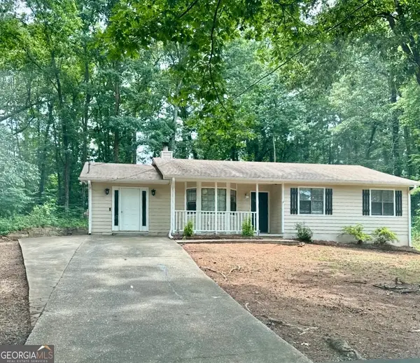 108 Hilltop Circle, Stockbridge, GA 30281