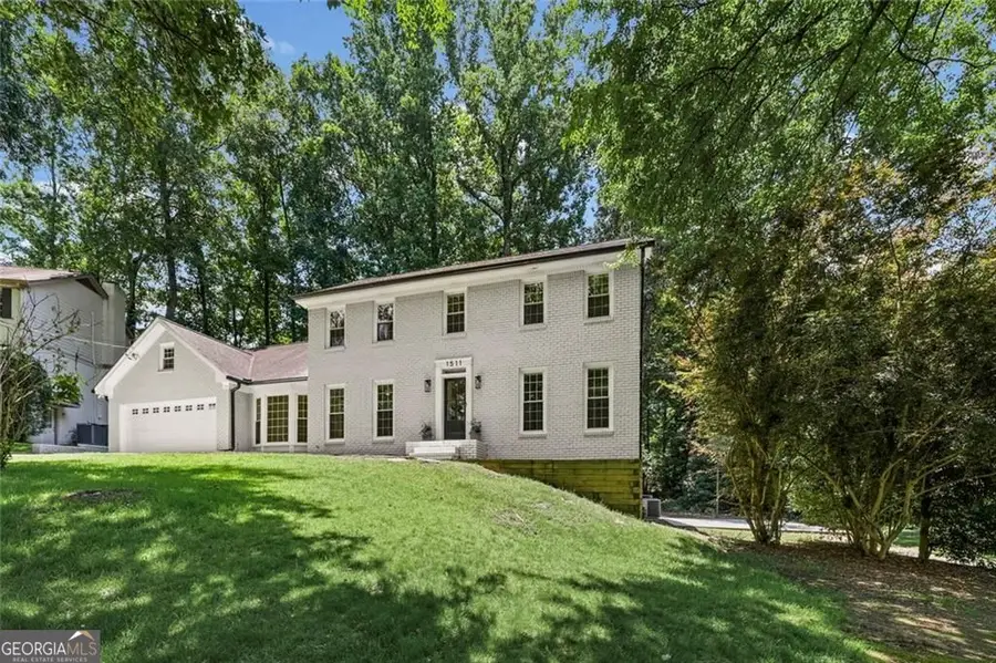 1511 Summerset Drive, Dunwoody, GA 30338 - #2