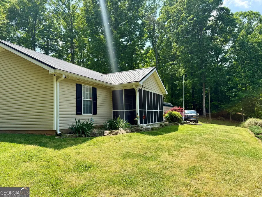 35 Edgewater Drive, Griffin, GA 30223 - #3