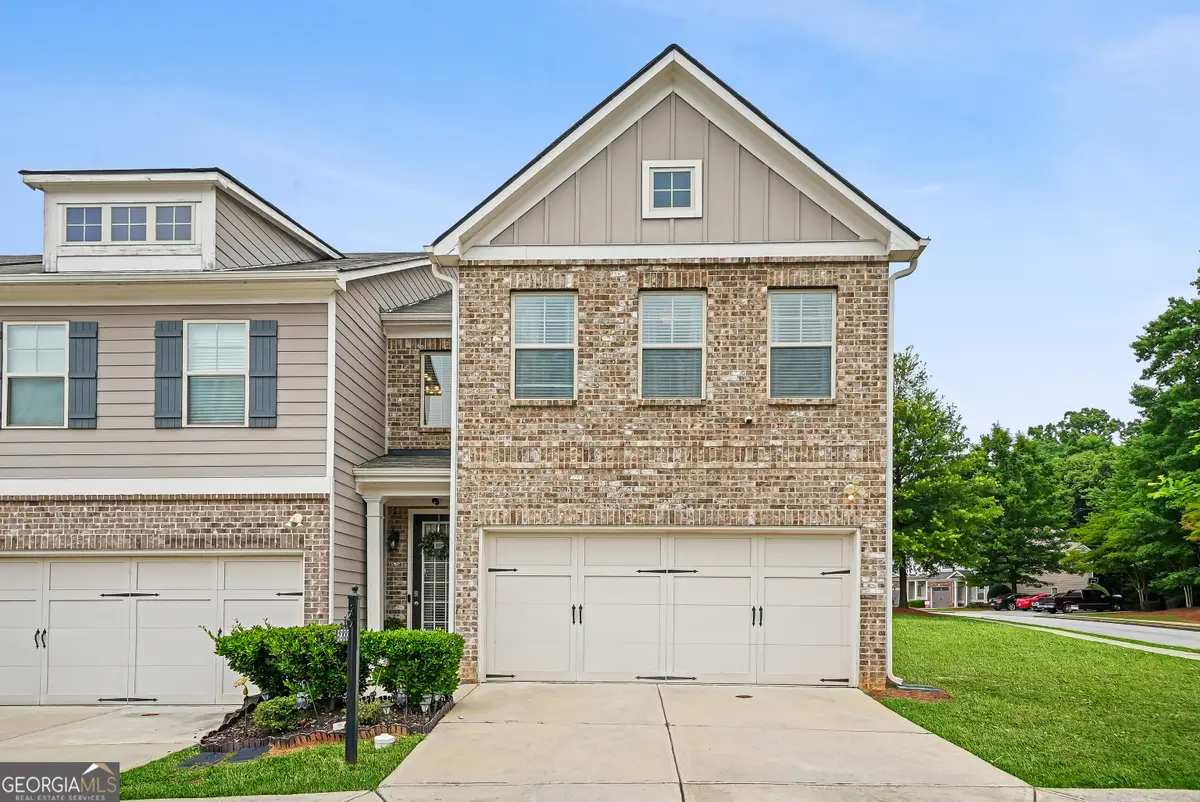 5888 Radford Loop, Fairburn, GA 30213 - #1