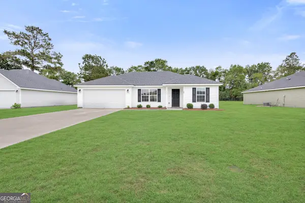 207 Bull Street, Glennville, GA 30427