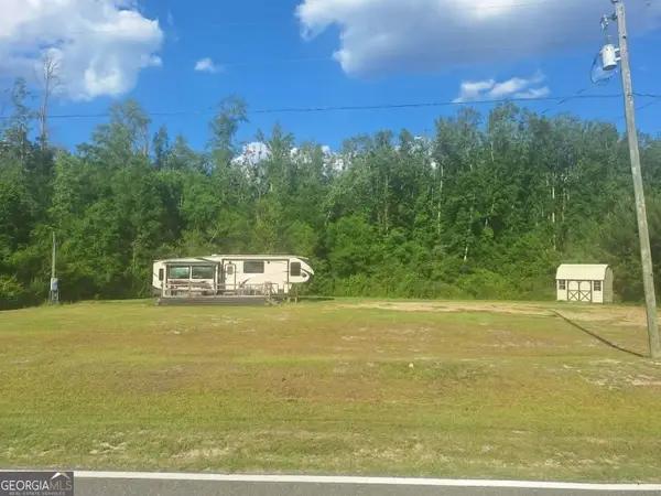 607 Prentiss Rd, Baxley, GA 31513