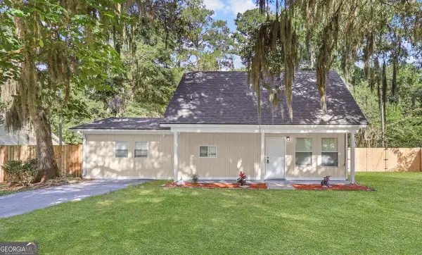 539 Pine Avenue, Midway, GA 31320